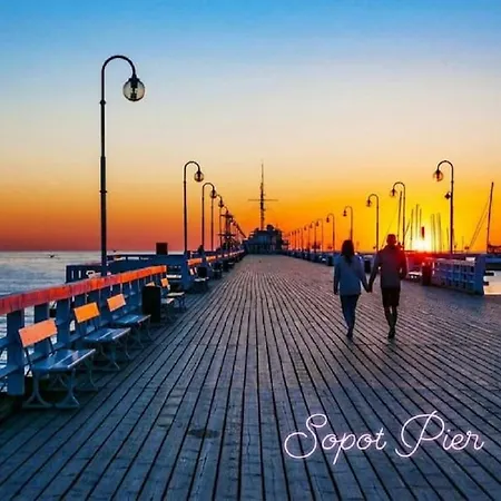 Sopocka Kwatera Przy Plazy 아파트 소포트
